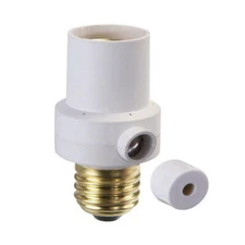 Amertac White Photoelectric Dusk to Dawn Light Control