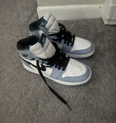 Nike Air Jordan 1 Mid Top Lace-Up Sneakers Colorblock Light Blue White Black