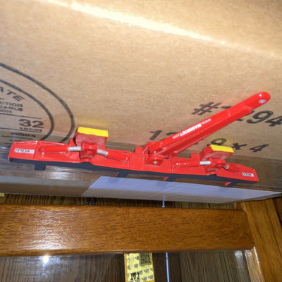 Mammoet Nicolaus 1:50Diecast Farm Trailer Red/Black/Yellow Pivoting Arms