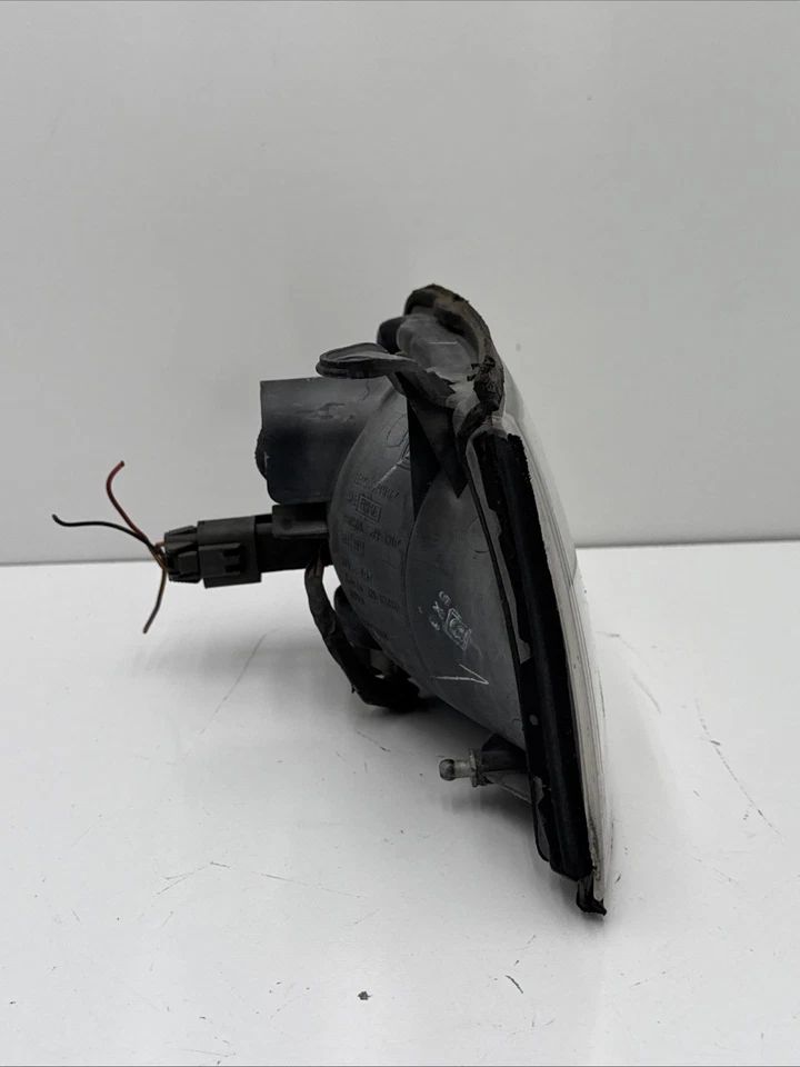 1996 Nissan Maxima передняя лампа LH Plp/сигнал поворота, крыло, SAE KP 92 DOT B240-11 - Изображение 2 из 4