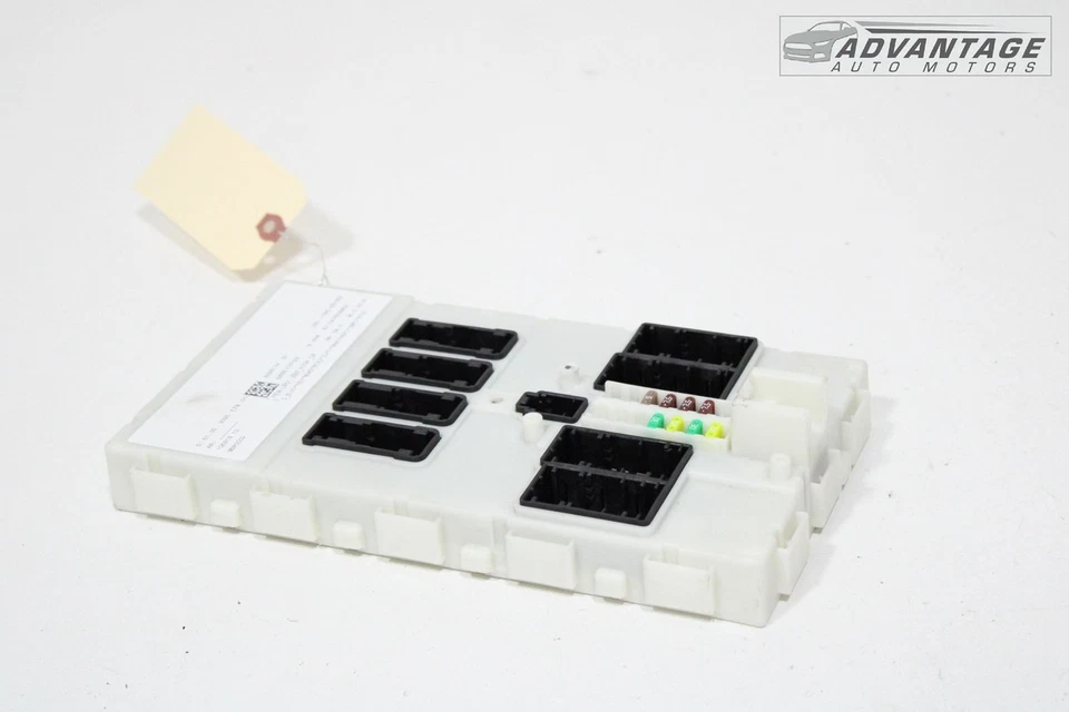 BMW 330E F30 2016-2018 carrocería delantera módulo de ordenador de control BCM OEM Foto 2 de 4