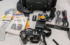Nikon Coolpix 5400 5.1MP Digital Camera Black Complete,.Case
