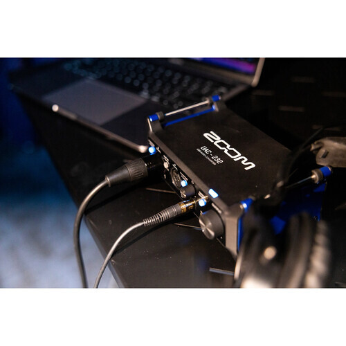 New Zoom UAC-232 32-Bit Float Audio Interface Make Offer! Authorized Dealer! - Picture 9 of 13