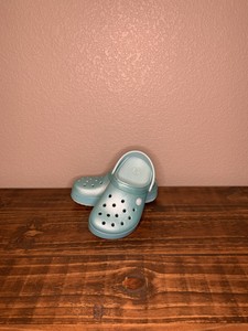 crocs aqua blue