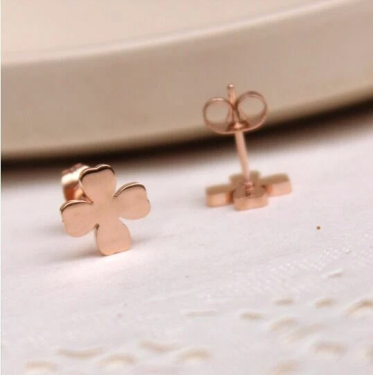 Mujeres Niña Oro Rosa 18K Lindos Cuatro Hojas Flor de la Suerte Pendientes Regalo Foto 3 de 4