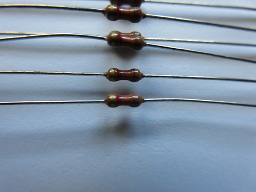 New 1/8 Watt Carbon Film 5% Resistors, Quantity, 100, choice of values - Picture 2 of 2