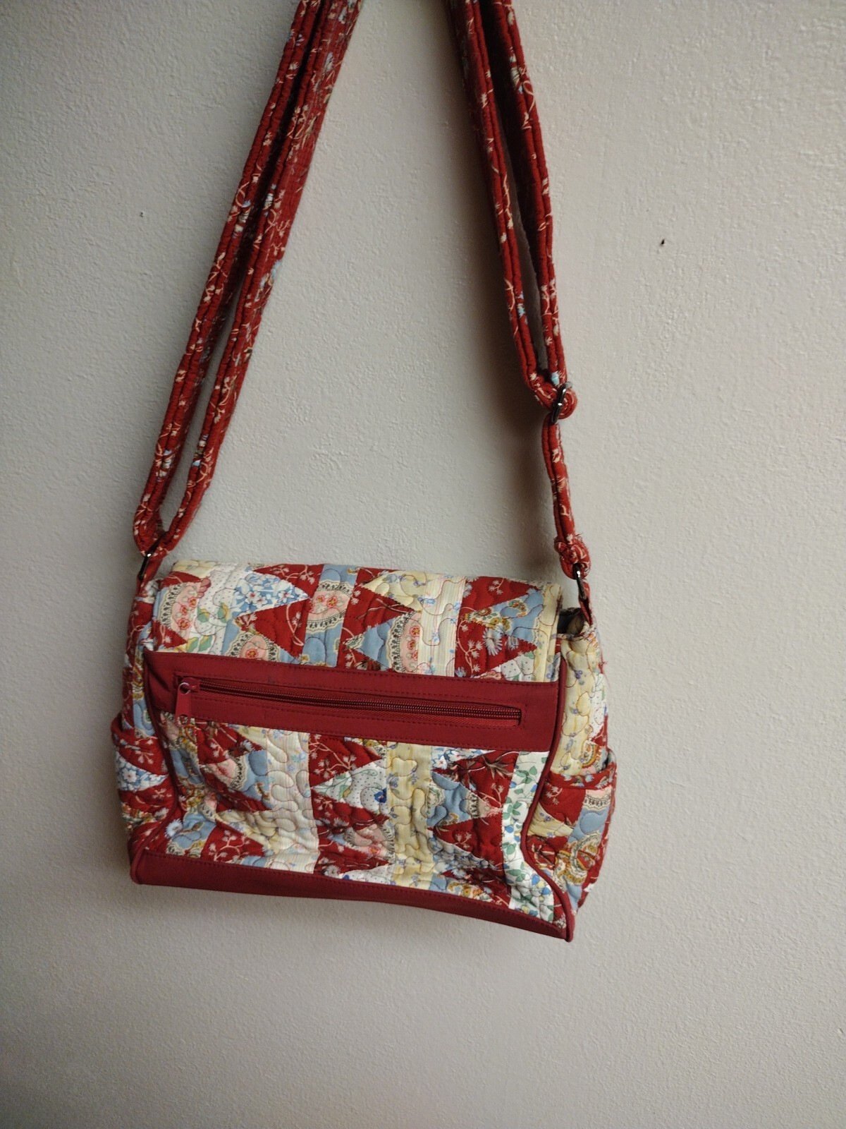 Donna Sharp Quilted Shoulder Bag Patchwork  Zippe… - image 8