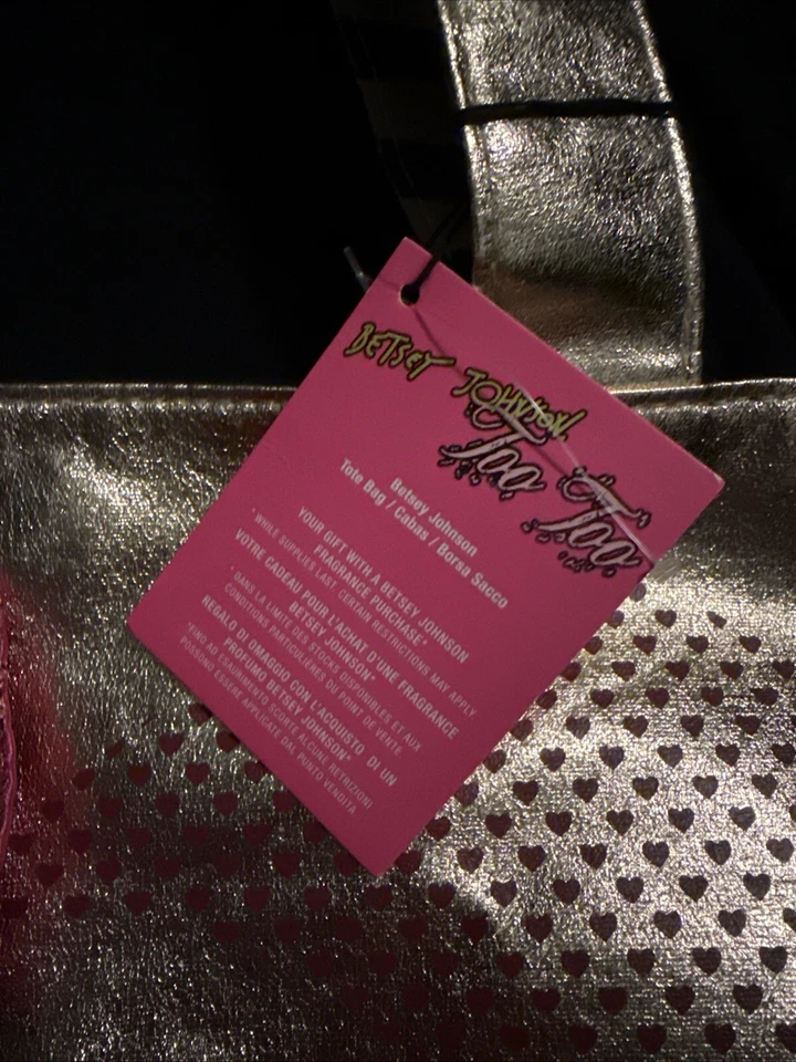 Bolso de Mano Betsey Johnson Con Calavera Dorada Edición Limitada Demasiado Bonito Xoxo Foto 4 de 4