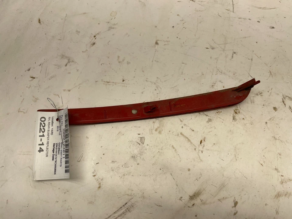 2012 - 2016 Volkswagen Beetle задний бампер RH отражатель правый пассажир - Изображение 3 из 4