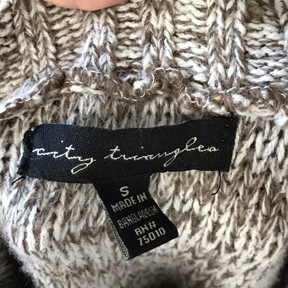 City Triangle 针织高领毛衣连衣裙 ~ 米色 ~ 小号 ~ 及膝 — 第 3/4 张图片