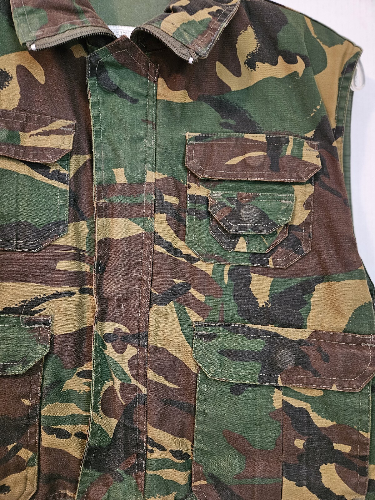 Picture 2 of 5
