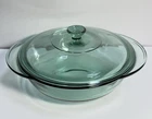 Vintage Anchor Hocking Casserole Dish! Excellent Condition 2 QT w/ Lid