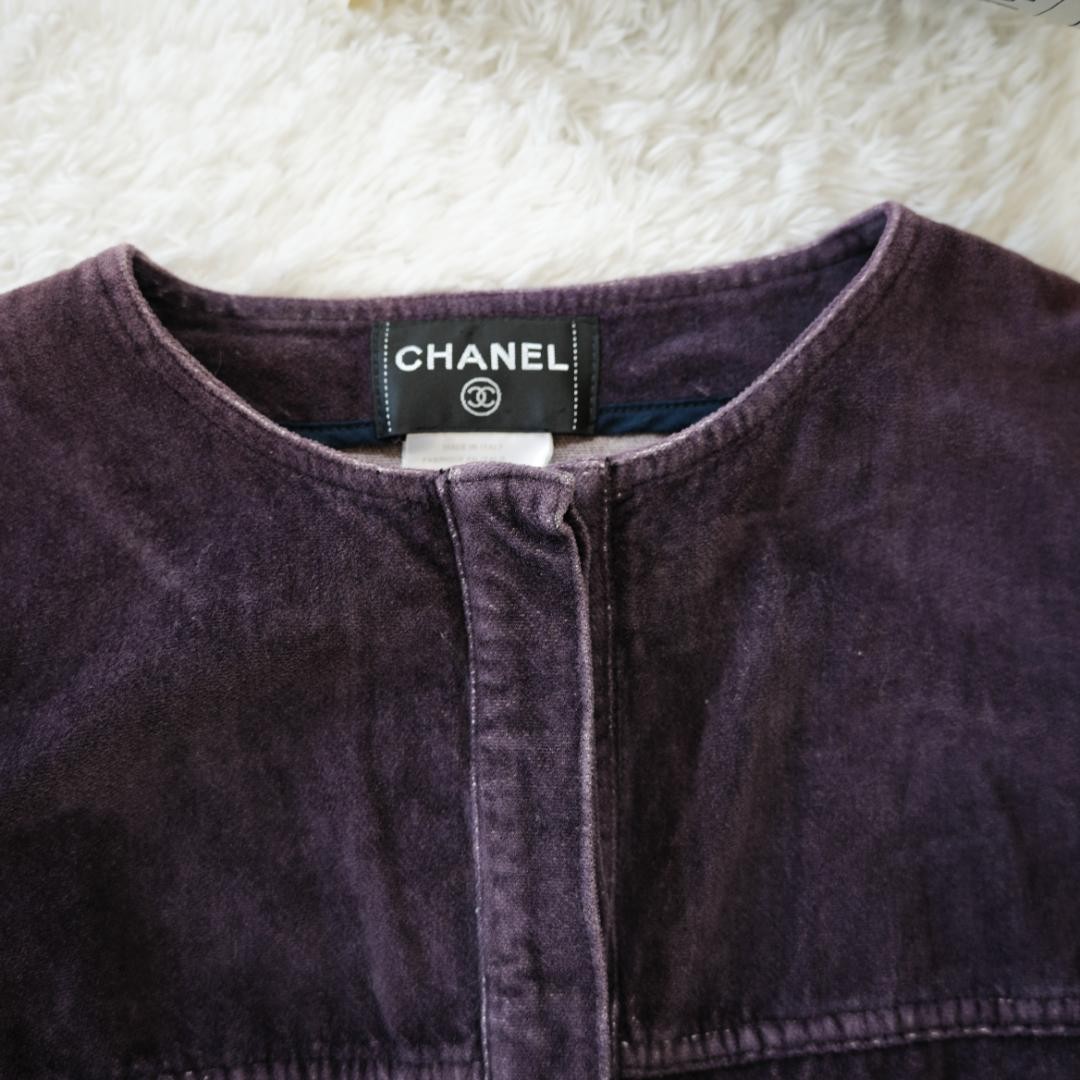 USED [GOOD CONDITION] CHANEL COCO MARK BUTTON VEL… - image 6