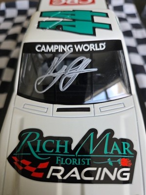 Kyle Larson #44 Rich Mar Florist /plan B  2021 Silverado Autographed