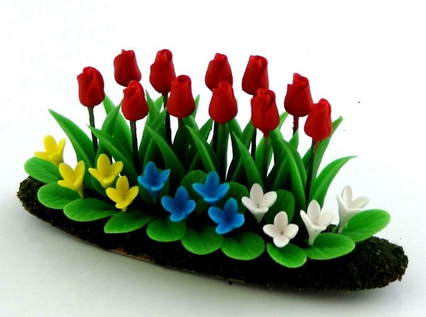 Melody Jane Puppenhaus Rote Tulpen Blumen Im Gras Garten Deko 1:12-image