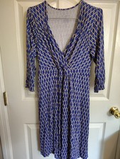 Liz Lange Maternity for Target Women's M Blue Beige Geo Wrap V-Neck 3/4 Knee