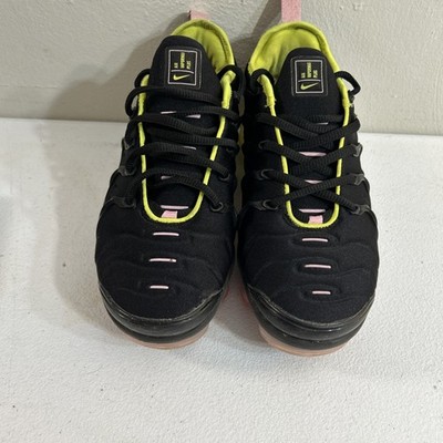 Nike Air Vapormax Plus Blk White Pink  Green Size 7