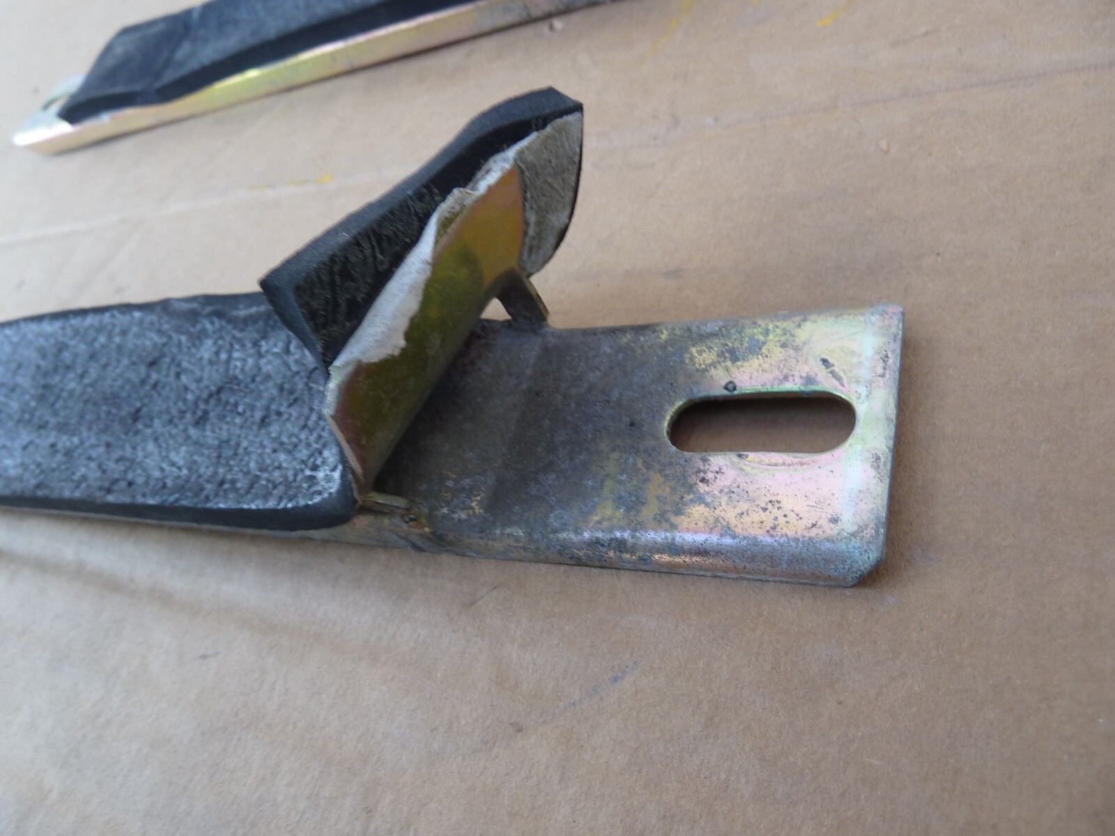 FERRARI 355 Gas Fuel Tank Petrol Container Holders Mounting Support plates F355