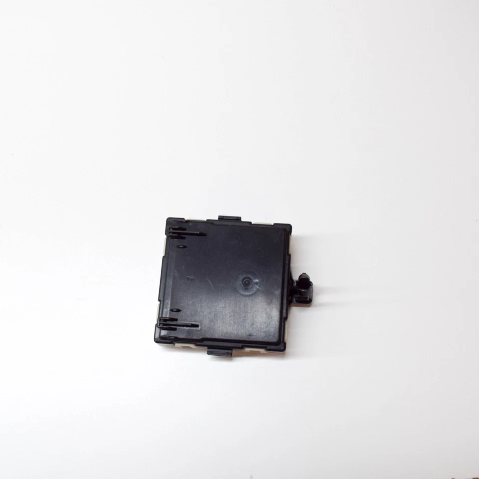 MERCEDES-BENZ A W177 A200 Front Right Door Control Unit ECU A1779005409 2021 Foto 4 de 4