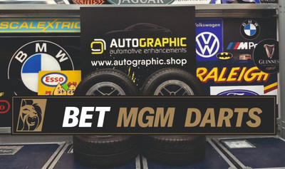Bet MGM Darts Premium League 5FT 3D Effektschild