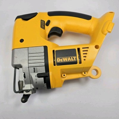 DeWALT Cordless Var. Speed Jig Saw DW933 18v Shoe Assy Missing