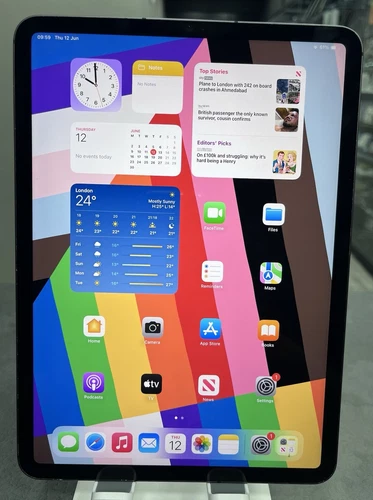 Apple iPad Pro 11 inch 3rd Generation 128GB (2021) M1 Chip - Wi-Fi + 5G - Good