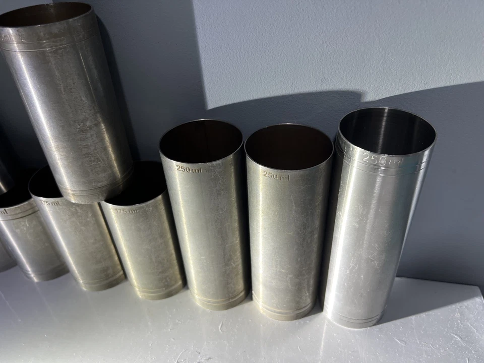 Job lot of 23 Pub spirit measures 250ml 175ml 125ml 50ml 25ml  - Image 2 of 4