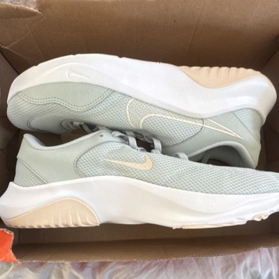 Nike Legend Essential 3 NN Women's Athletic Sneakers Light Silver Guava Ice DM1 