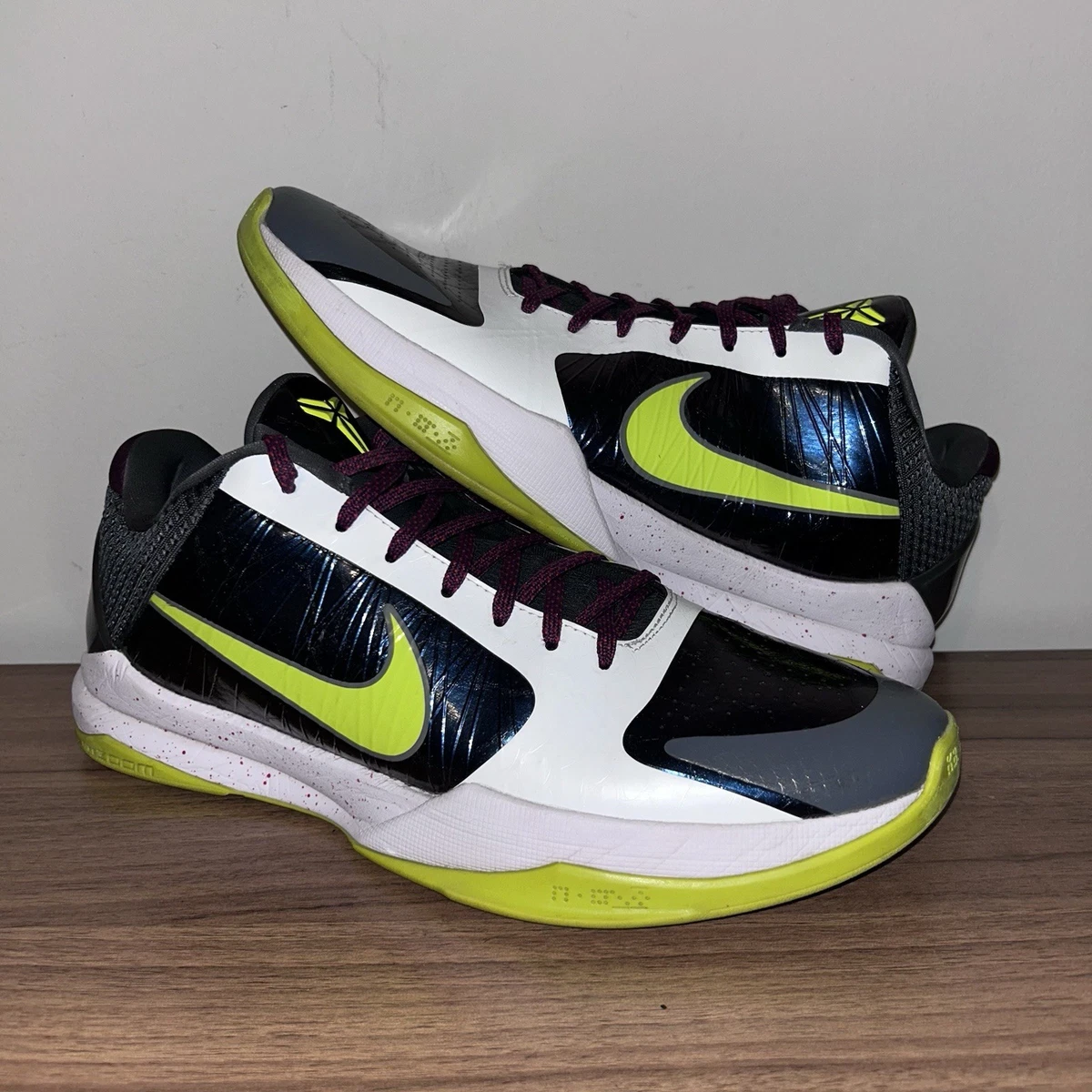 『オリジナル』NIKE ZOOM KOBE V 28.0 Nike Zoom Kobe V Men's Sneakers for Sale | Authenticity Guaranteed