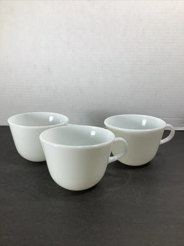 Set Of 3~Vintage Pyrex White Milk Glass Coffee Mugs/ Tea Cups~ 8oz