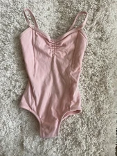 Clementine girls sz. 4/6 pink leotard. Cute, comfortable 