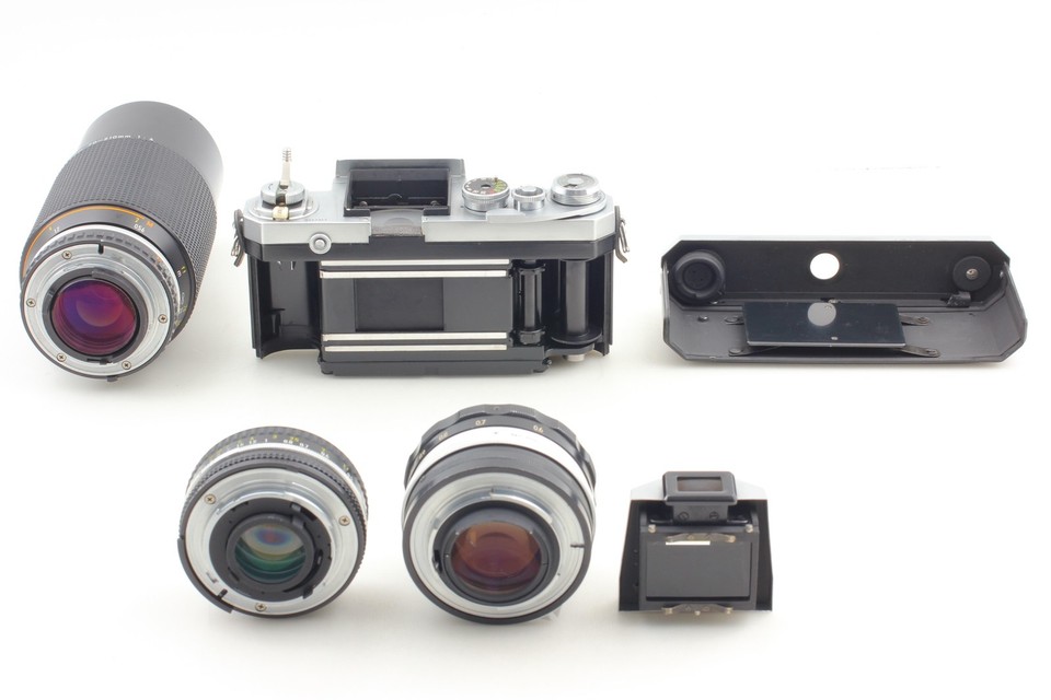 Nikon F Argenté (argentique 35mm) + Nikkor 50mm F/1.4 – Excellent état