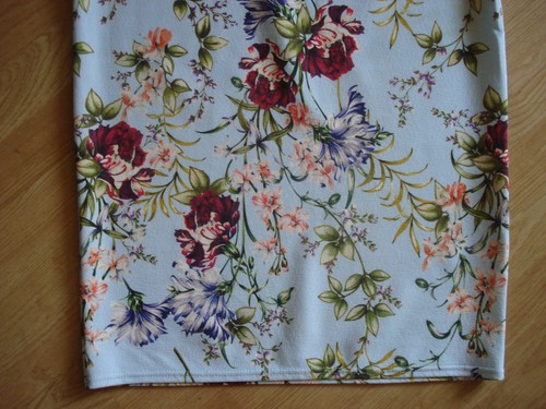 ENVY WHITE FLORAL POLY/ELASTANE PULL ON ELASTIC WAIST UK 14 WAIST 30IN - Picture 4 of 6