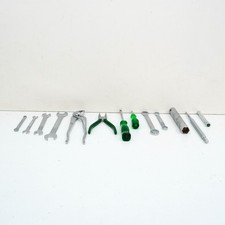 BMW 3 E30 Tool Kit 71111115329 1115329 NEW GENUINE