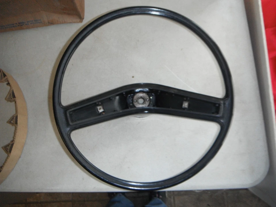 Volante F100 1971-77 2 radios negro F150 F250 F350 Bronco nuevo Foto 4 de 4