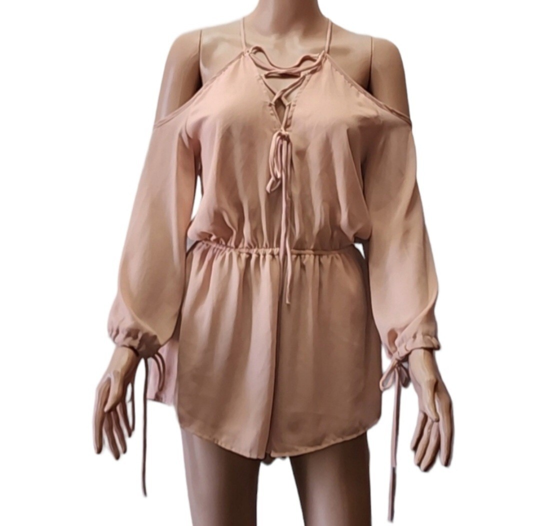 REVERSE Cold Shoulder Spaghetti Strap Romper Long… - image 2