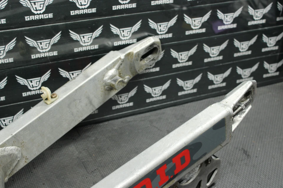 KTM 125 SX 1999 OEM basculante brazo oscilante suspensión 50304030144 Foto 2 de 4