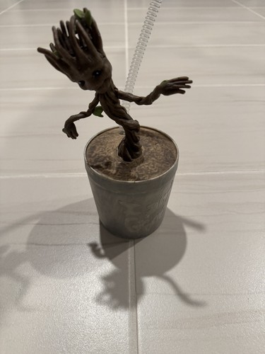 DISNEY PARKS• I AM GROOT GUARDIANS OF THE GALAXY SIPPER STRAW CUP 9" - 第 2/4 張圖片