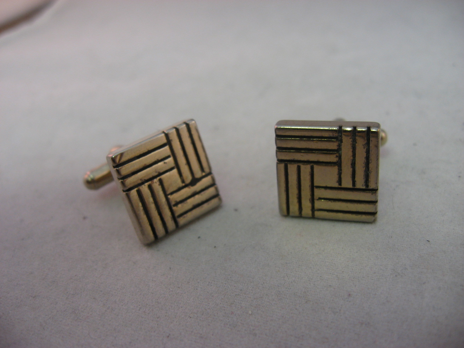 Interlocking Lines Design Square Vintage Mens Cuf… - image 3