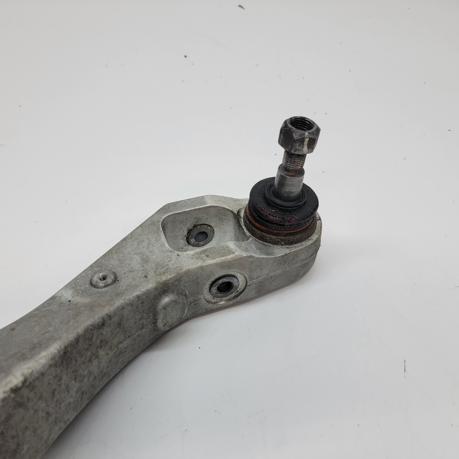 MCLAREN 650S FRONT RIGHT LOWER CONTROL ARM OEM 11B0050CP