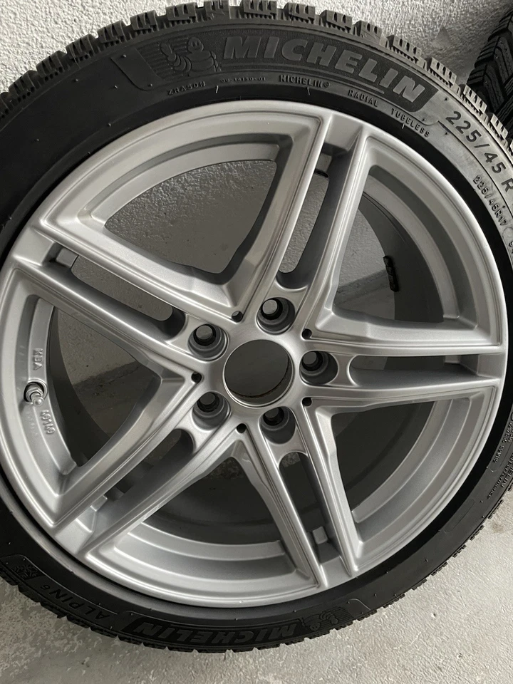 Winterkompletträder Michelin 225/45 R17 Y94 und Borbet XR Felgen - Bild 4 von 4
