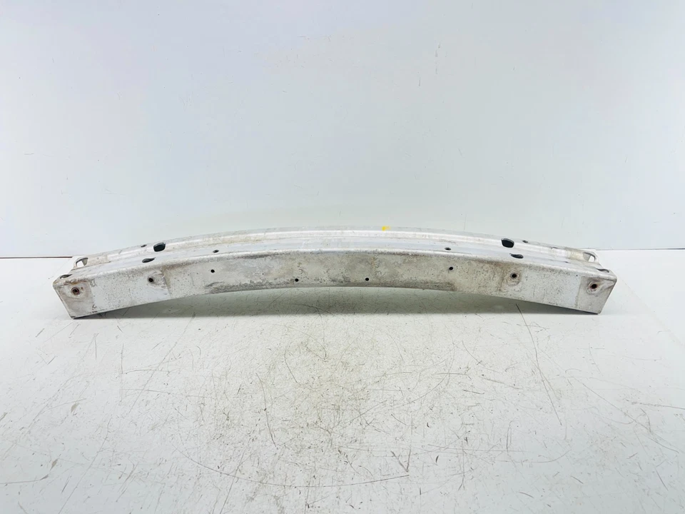 Barra de impacto de refuerzo de parachoques delantero Pontiac Solstice 2006-2009 OEM 15278646 Foto 3 de 4