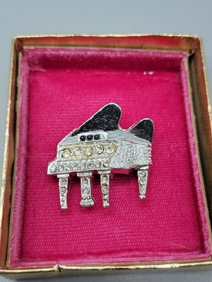 D Look by Kramer Brooch Silver Plate Rhinestone Studded Grand Piano 1960s