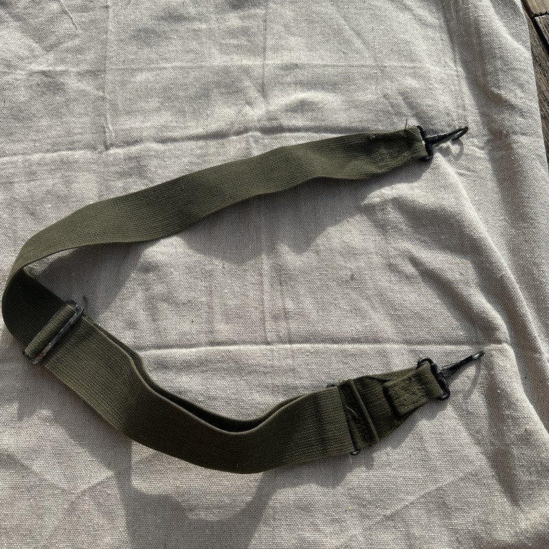 vtg 1950-1970’s US Military Utility Strap General Purpose General Use Snap Hooks