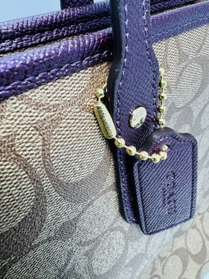 Coach NWT Khaki Metallic Raspberry Trim Signature City Zip Tote