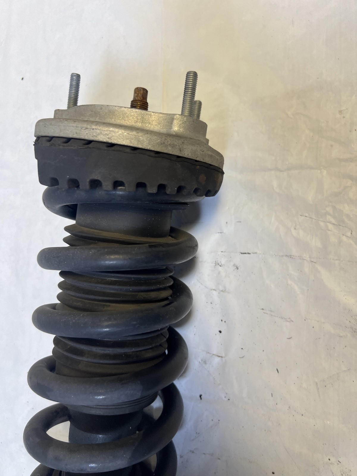 2014-2023 MASERATI GHIBLI 3.0L RWD FRONT STRUT SHOCK ABSORBER OEM 06700088960