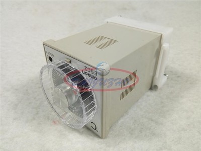 1x   Temperature Controller E5C2-R40K 200-240VAC New *yt