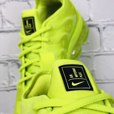 Nike Air Max Plus 蛍光グリーン替え紐付き Nike VaporMax Plus Women's Neon Green Athletic Sport Shoe Sz
