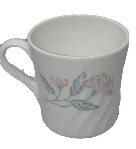 Corning Milk Glass Pastel Floral Pattern Tea Coffee Cup Mug White Swirl Set Of 4 - Picture 5 of 11