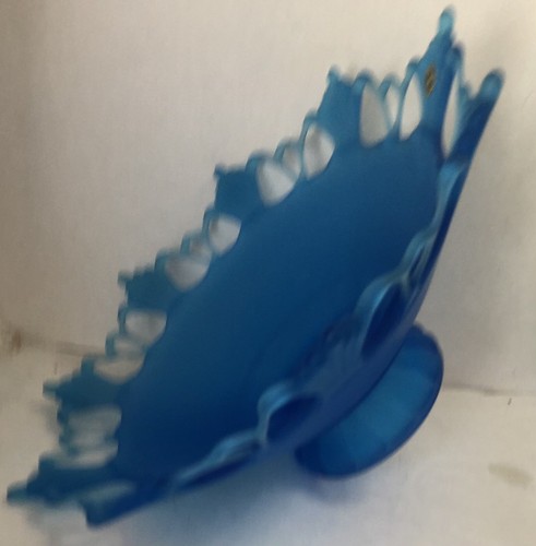 Westmoreland Ring Petal Dark Blue Mist Satin Glass Centerpiece Bowl Orig Label - Picture 3 of 5